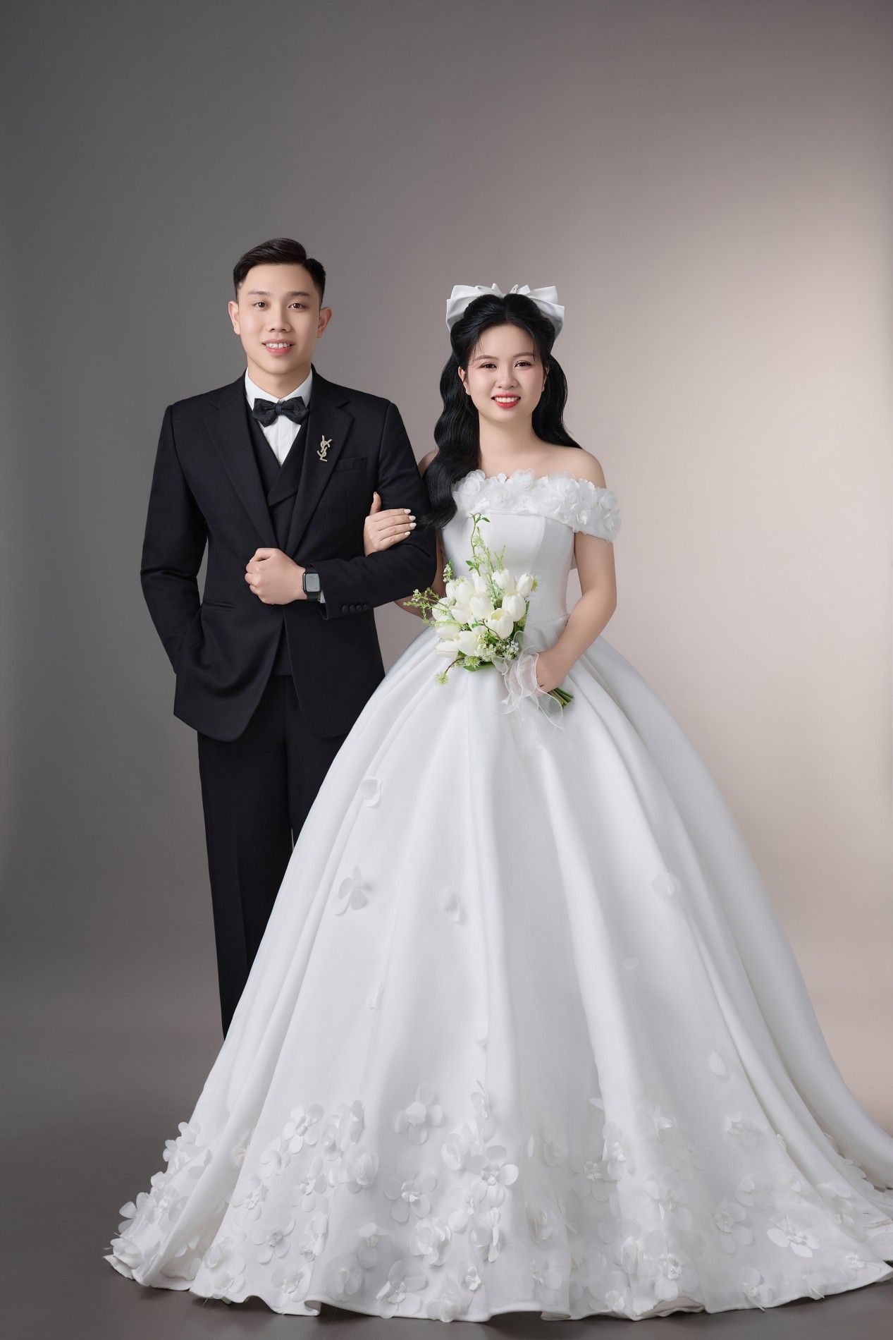 TRẦN TRUNG – BAN MAI