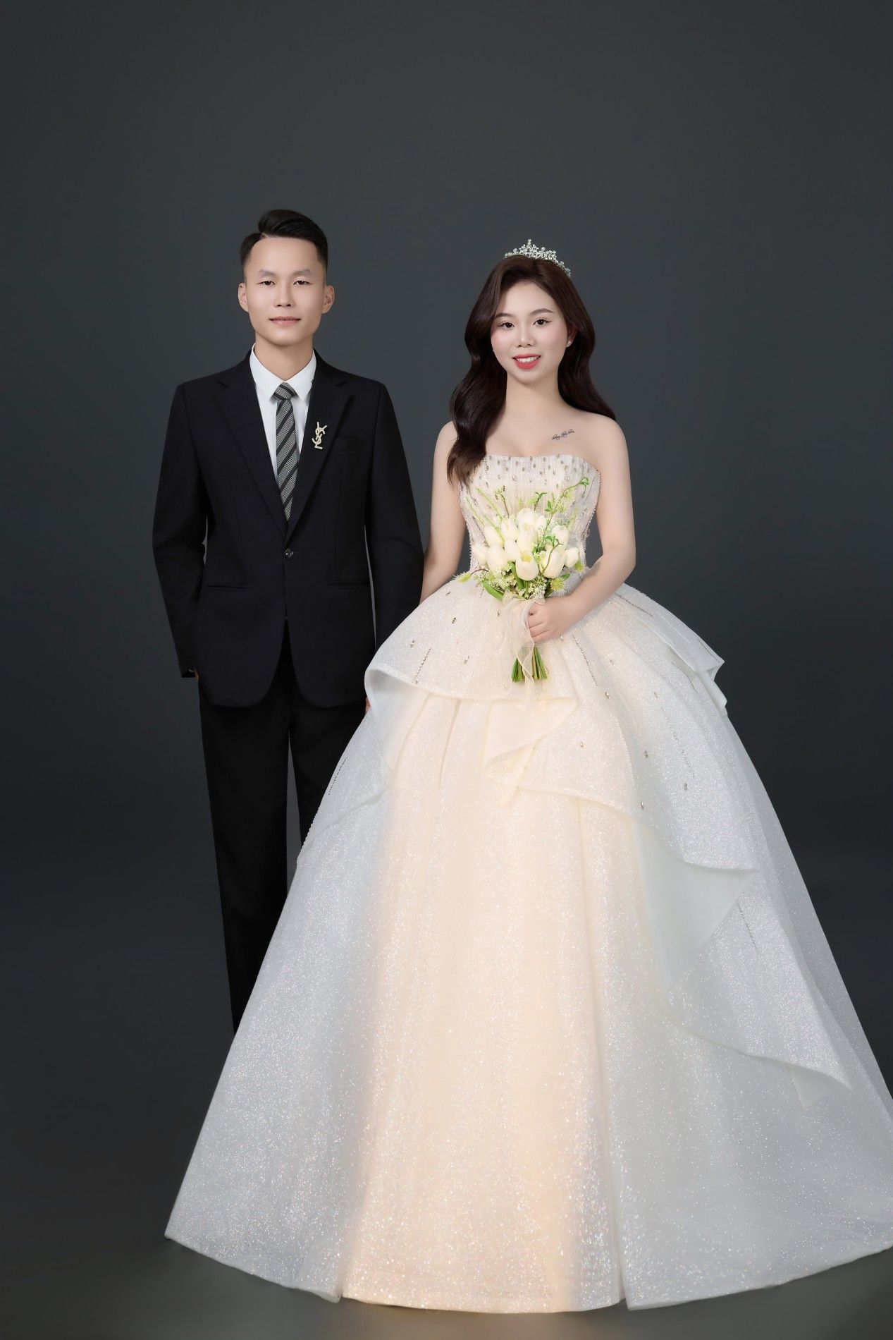 KHÁNH TUẤN – THÚY HIỀN